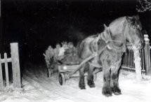 Linsells Lucia 1957 - slädfärd med Jan-Erik Persson som körsven.